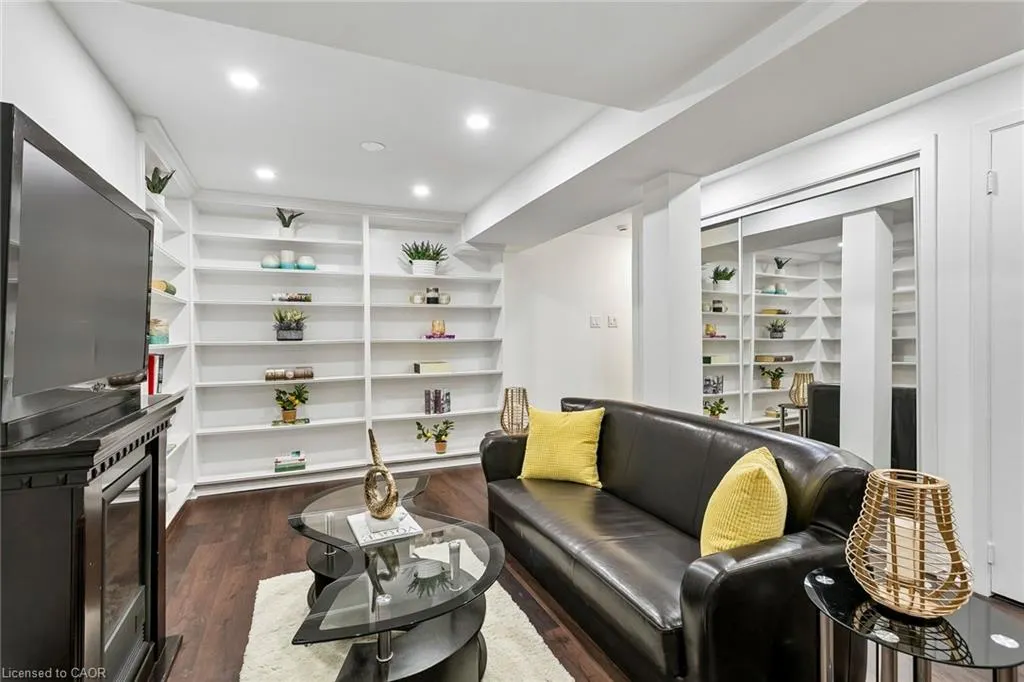 1287 Willowbank Trail