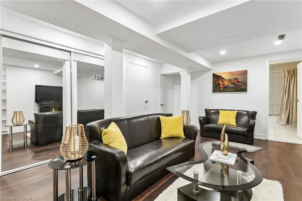 1287 Willowbank Trail