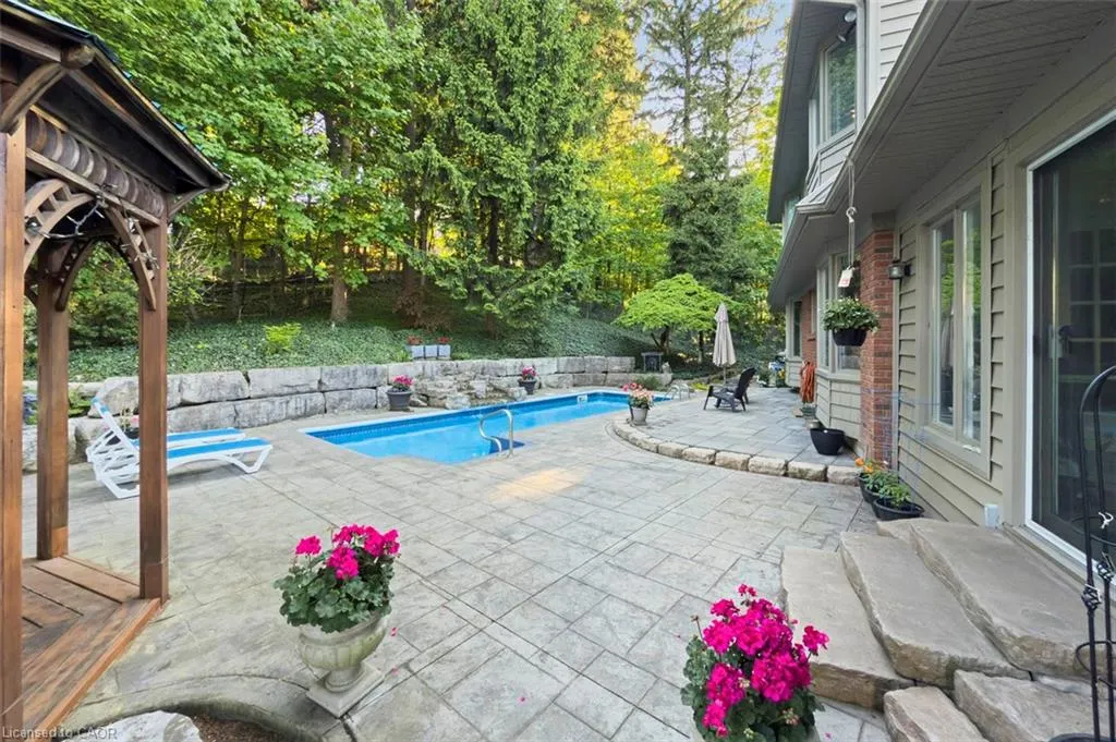 18 Stonegate Drive