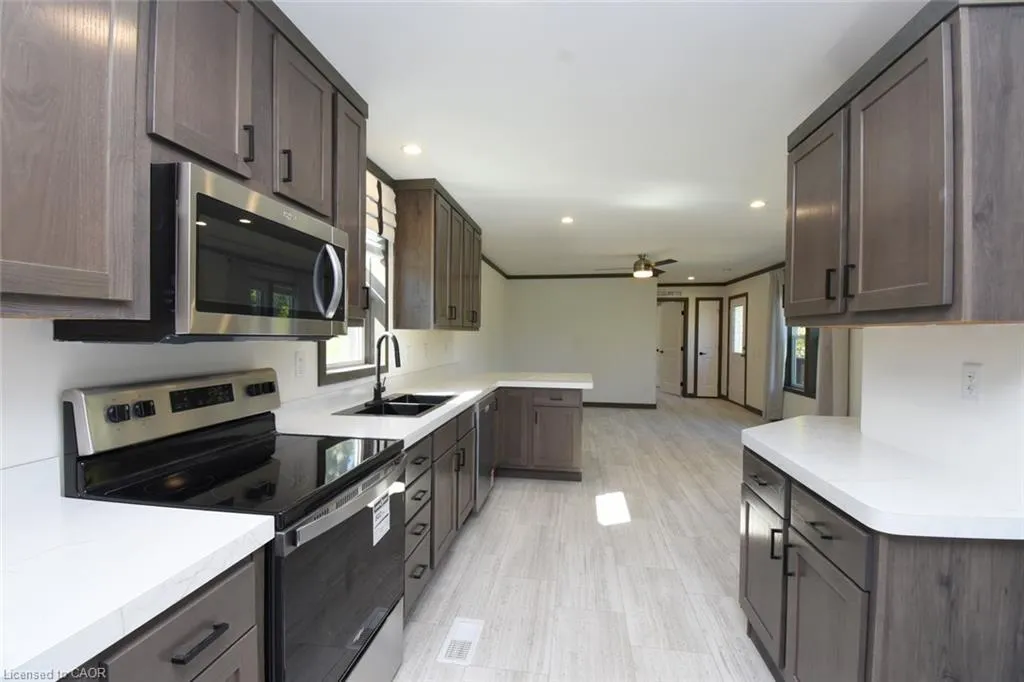 1085 Concession Road 10 W #64