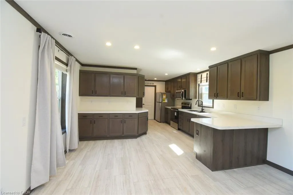 1085 Concession Road 10 W #64