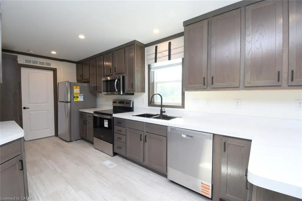 1085 Concession Road 10 W #64