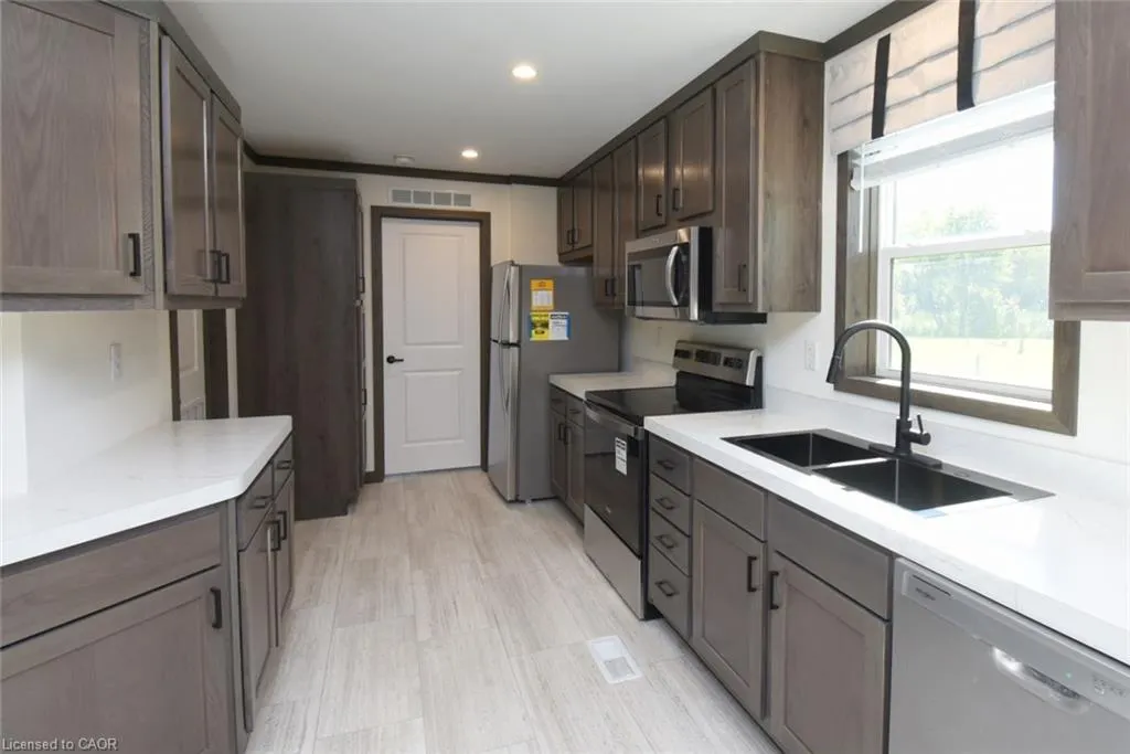 1085 Concession Road 10 W #64