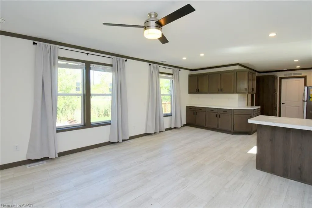 1085 Concession Road 10 W #64