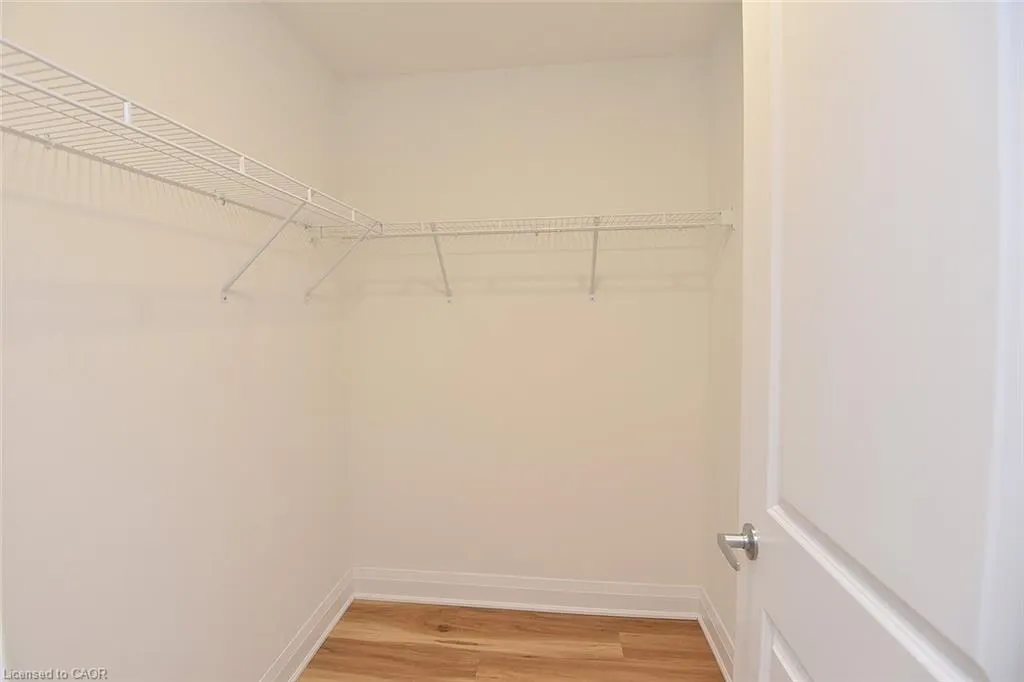 1936 Rymal Road E #422