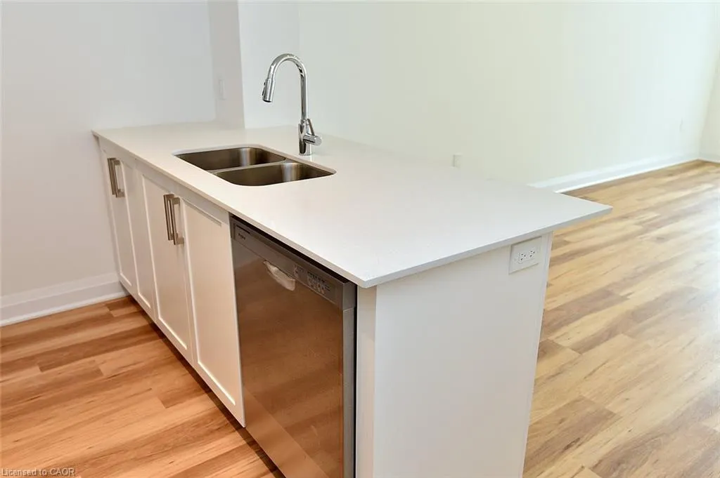 1936 Rymal Road E #422