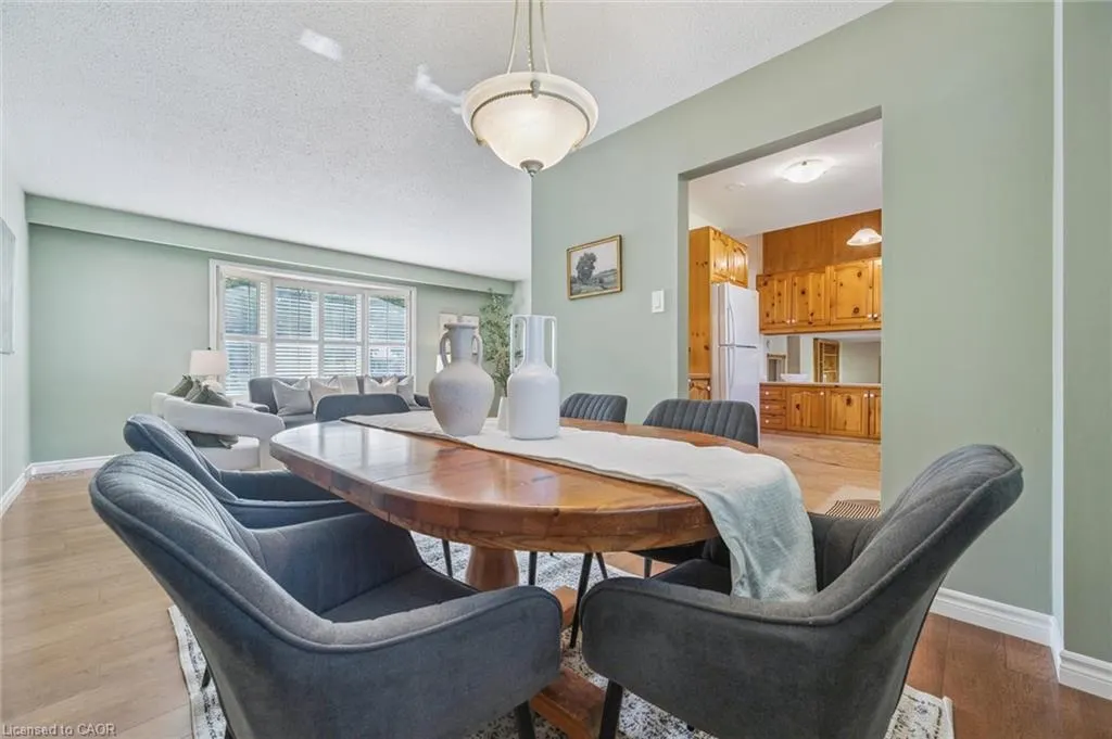 2209 Buttonbush Crescent