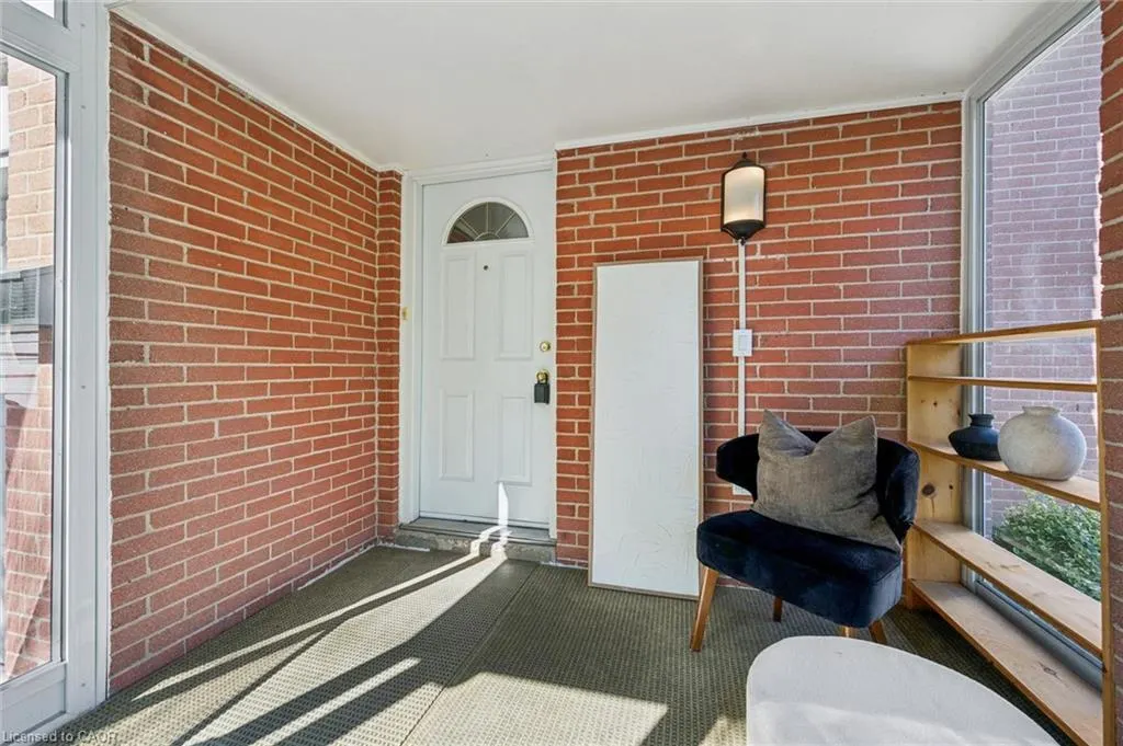 2209 Buttonbush Crescent