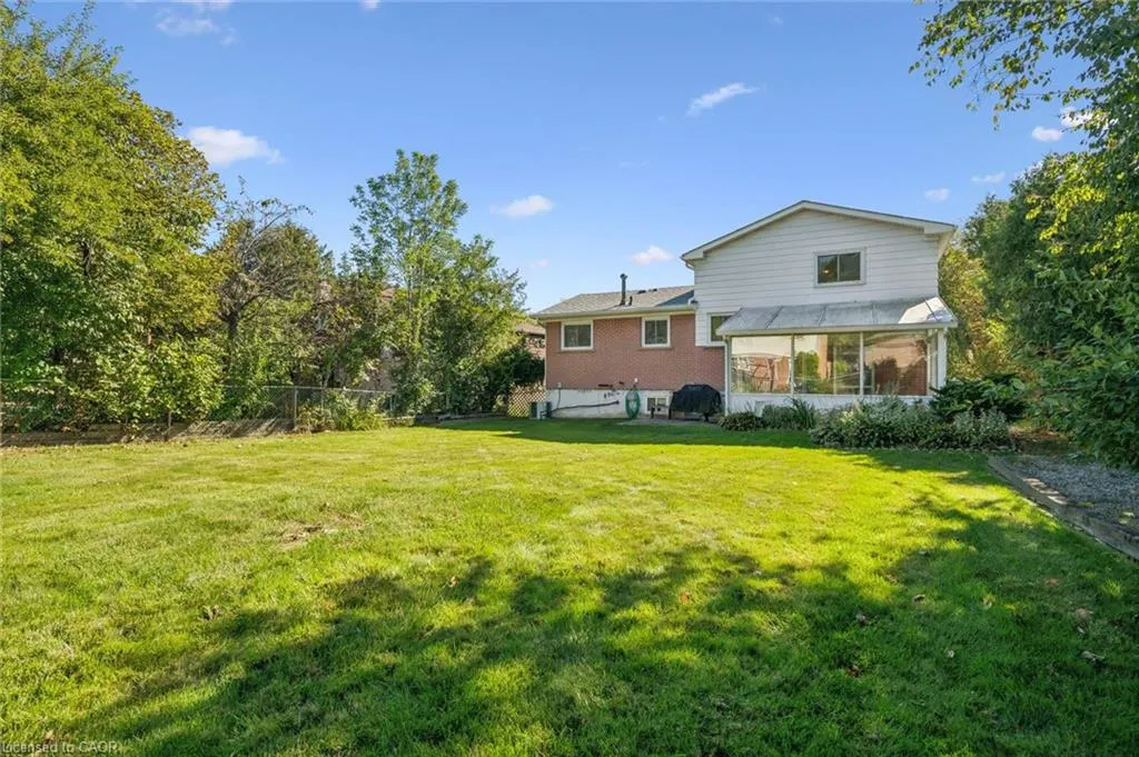 2209 Buttonbush Crescent
