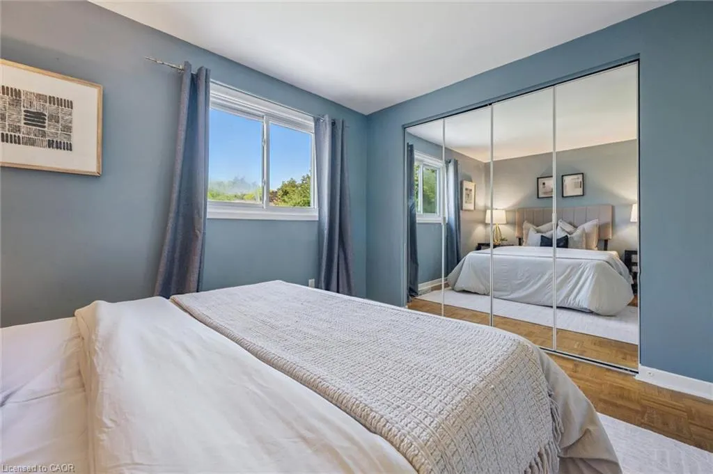 2209 Buttonbush Crescent