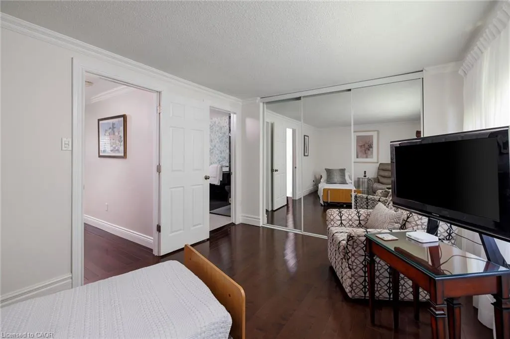2236 Marine Drive