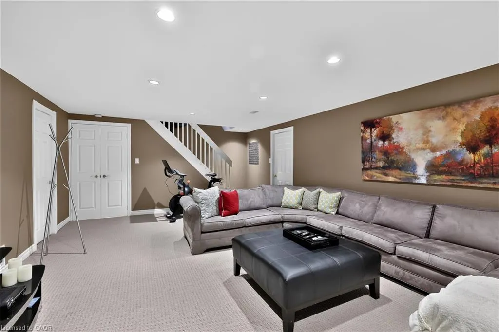 3708 Beechollow Crescent