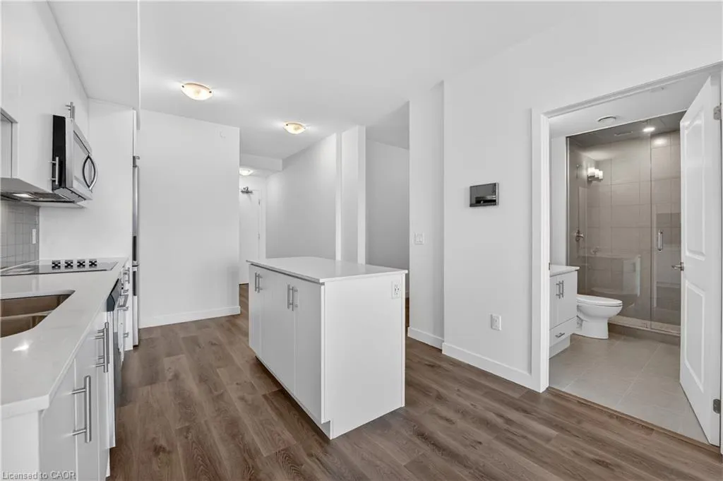 461 Green Road #822