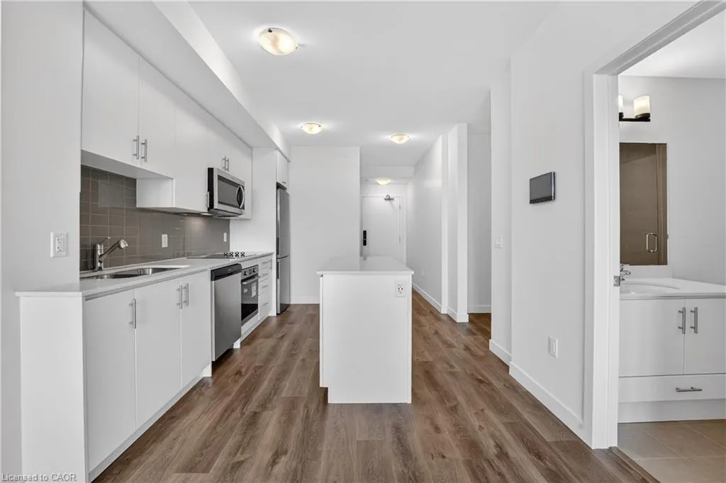 461 Green Road #822