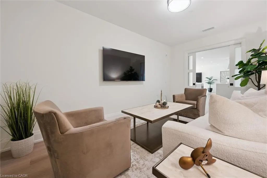 6523 Wellington Road 7 #409