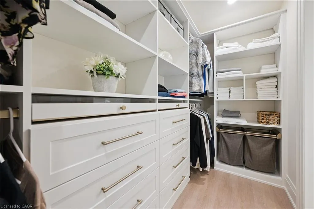 6523 Wellington Road 7 #409