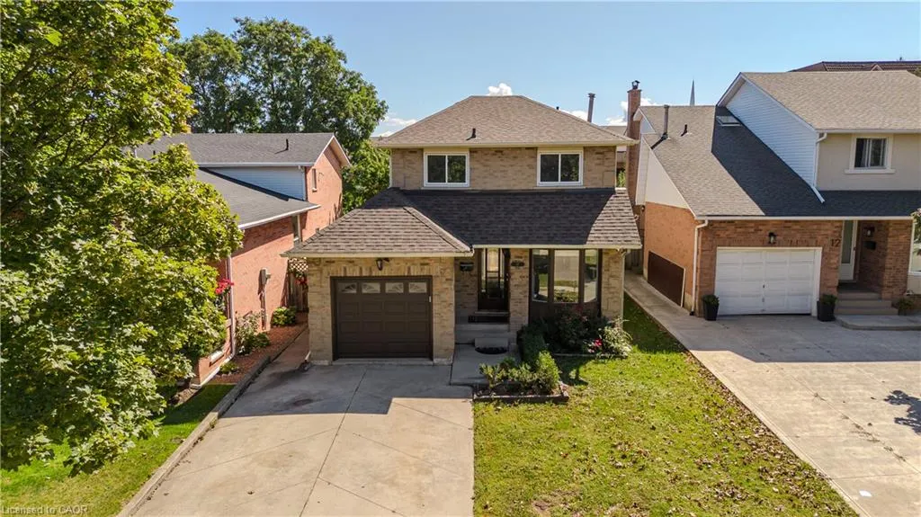14 Ellington Avenue