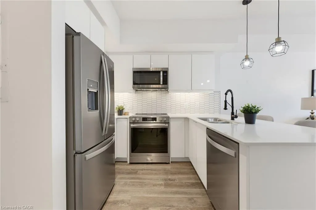 16 Markle Crescent #513