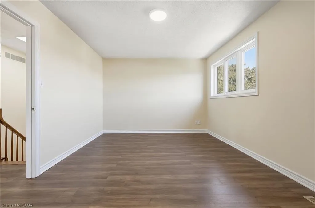 184 Macintosh Drive