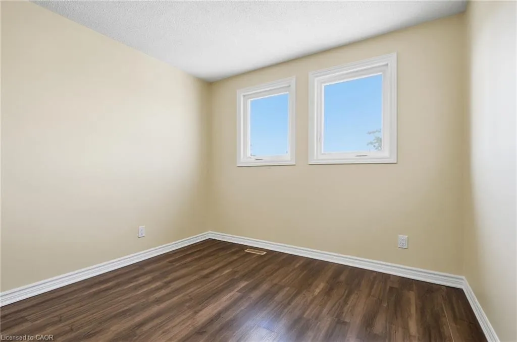 184 Macintosh Drive