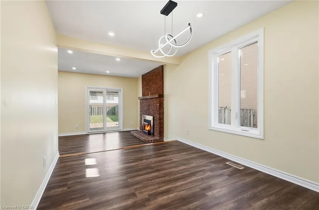 184 Macintosh Drive