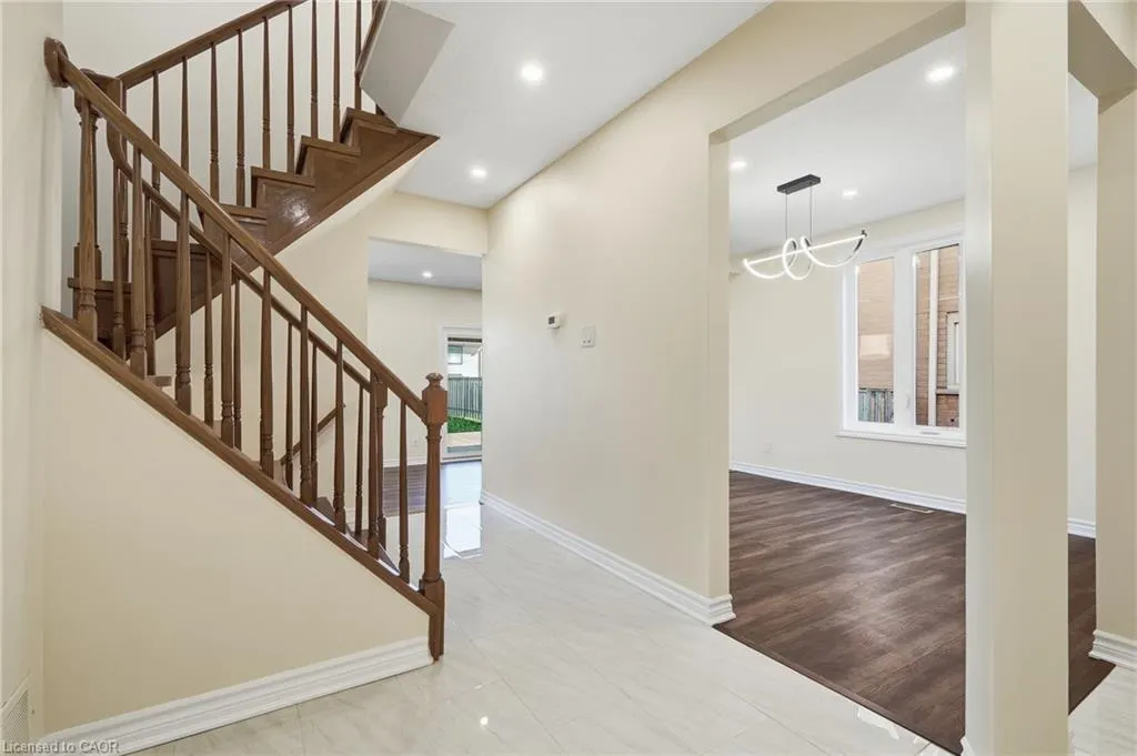184 Macintosh Drive