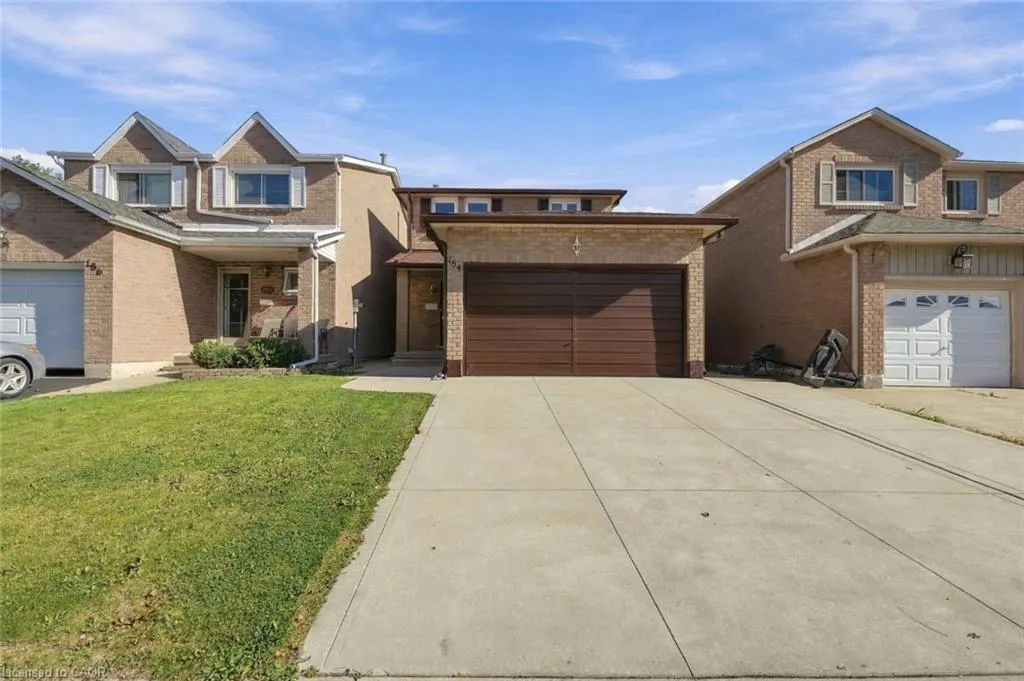 184 Macintosh Drive