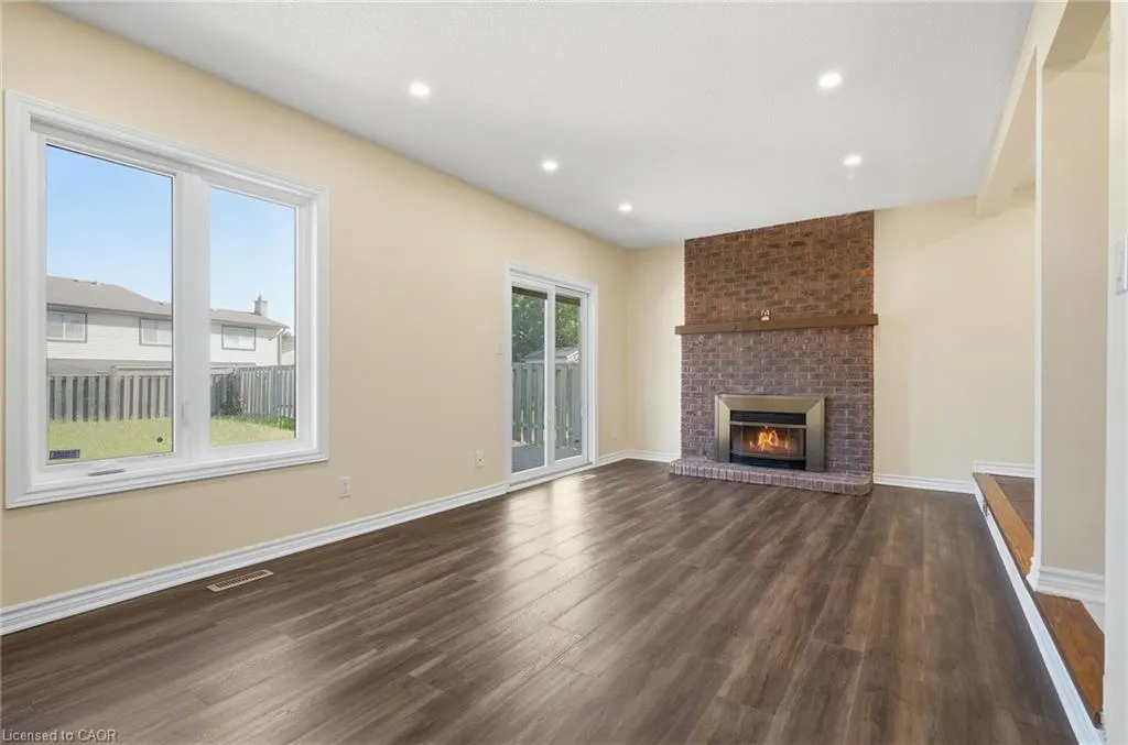 184 Macintosh Drive