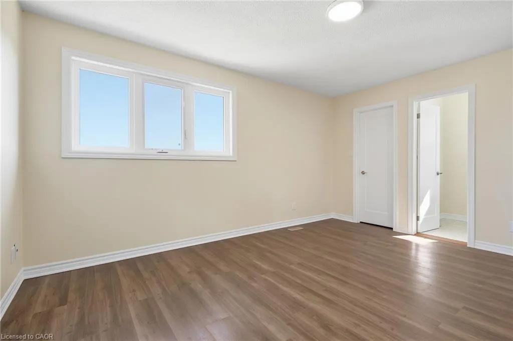 184 Macintosh Drive