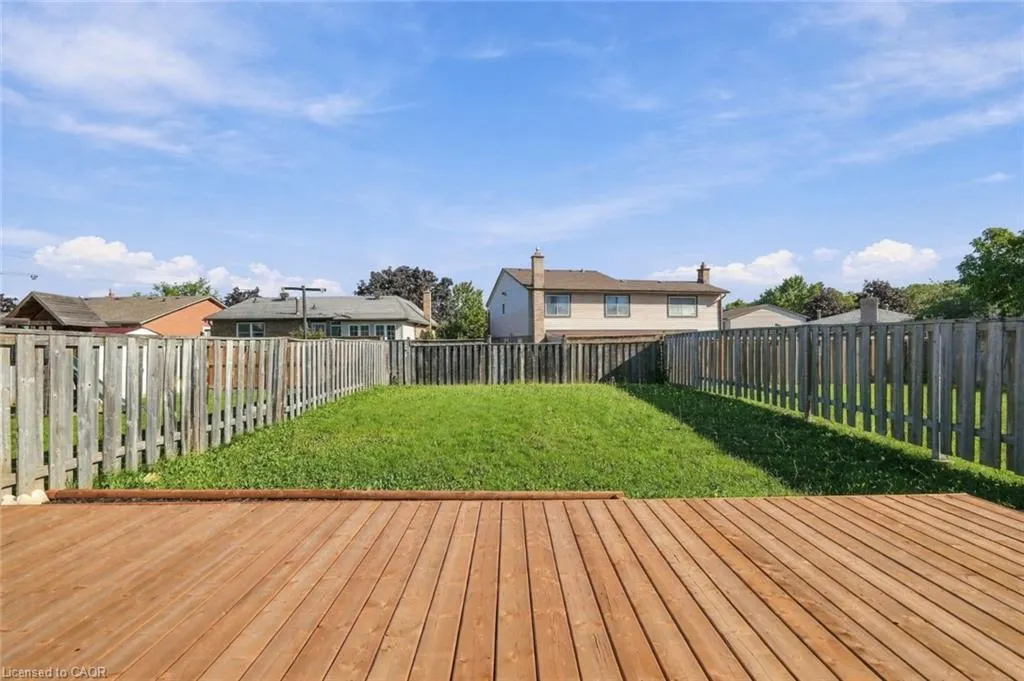 184 Macintosh Drive