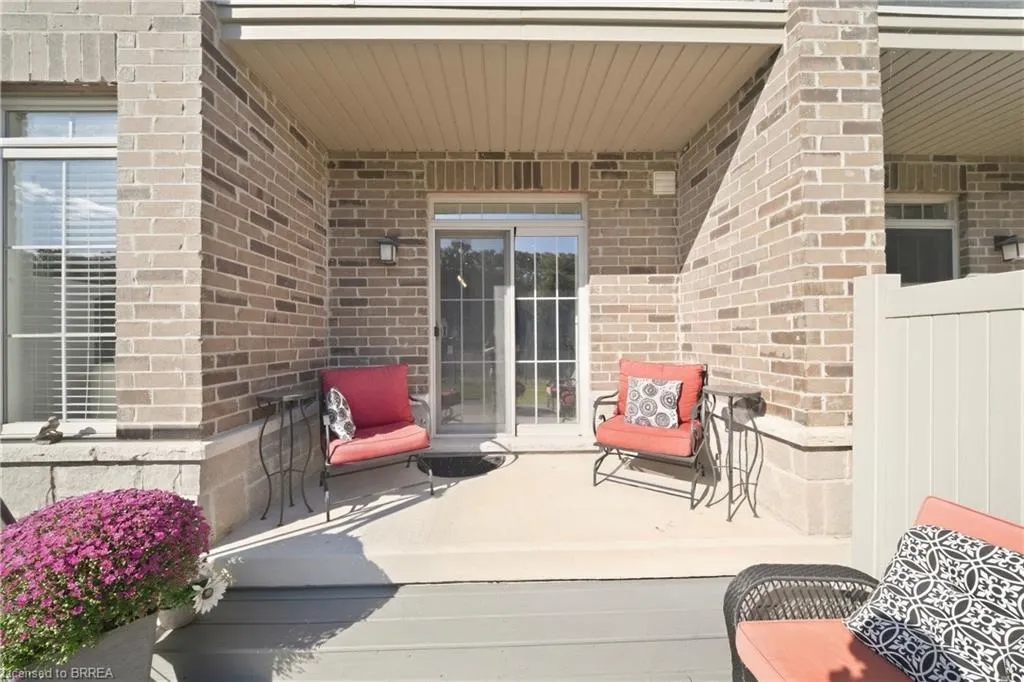 80 Willow Street #11