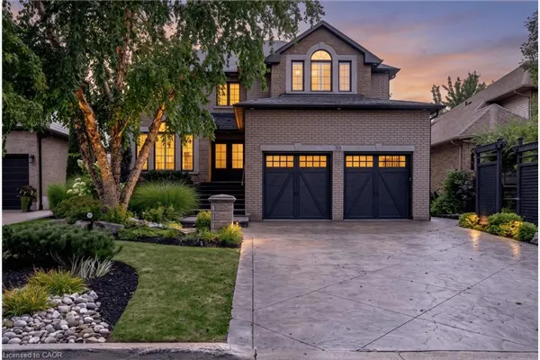 55 Chianti Crescent