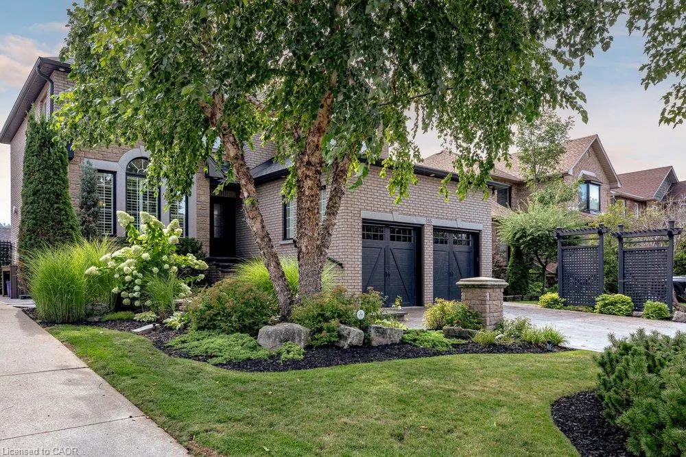 55 Chianti Crescent