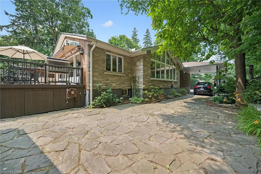 410 Avenue Road