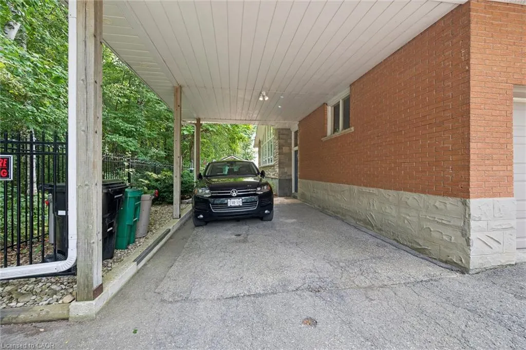 410 Avenue Road