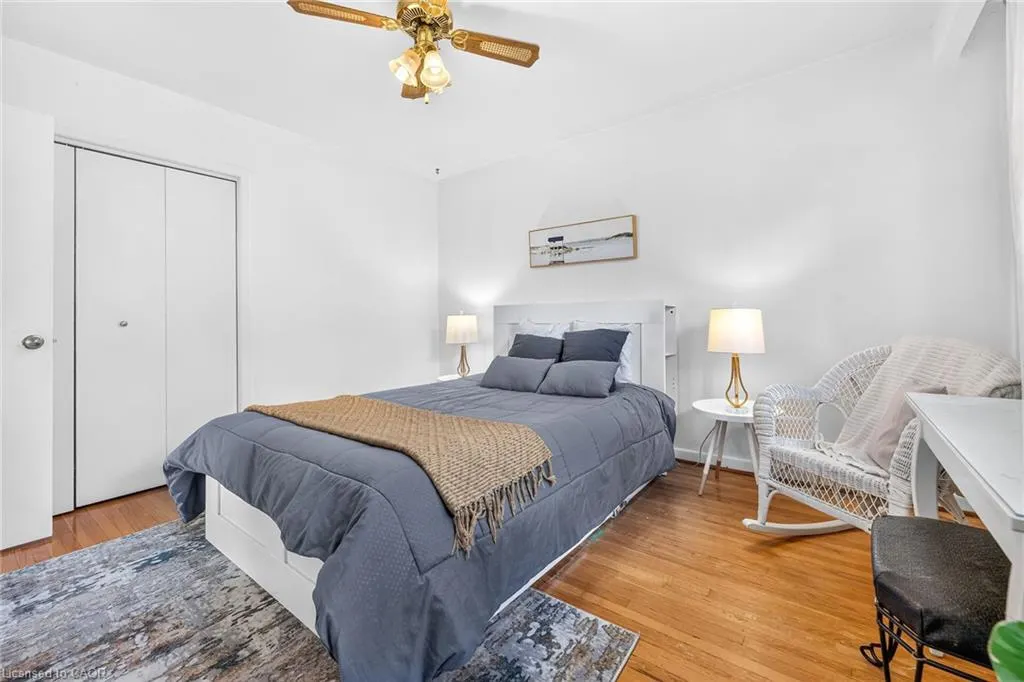 1308 Redbank Crescent