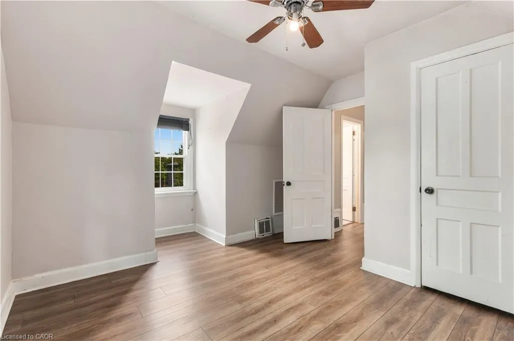 40 Valleyview Drive