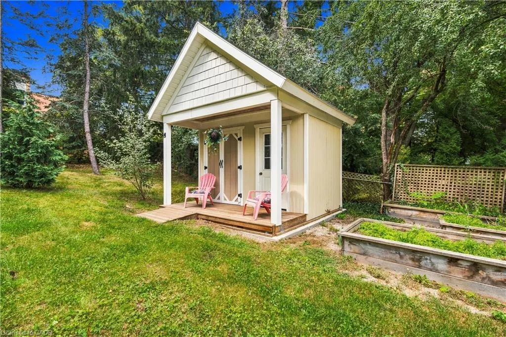 40 Valleyview Drive