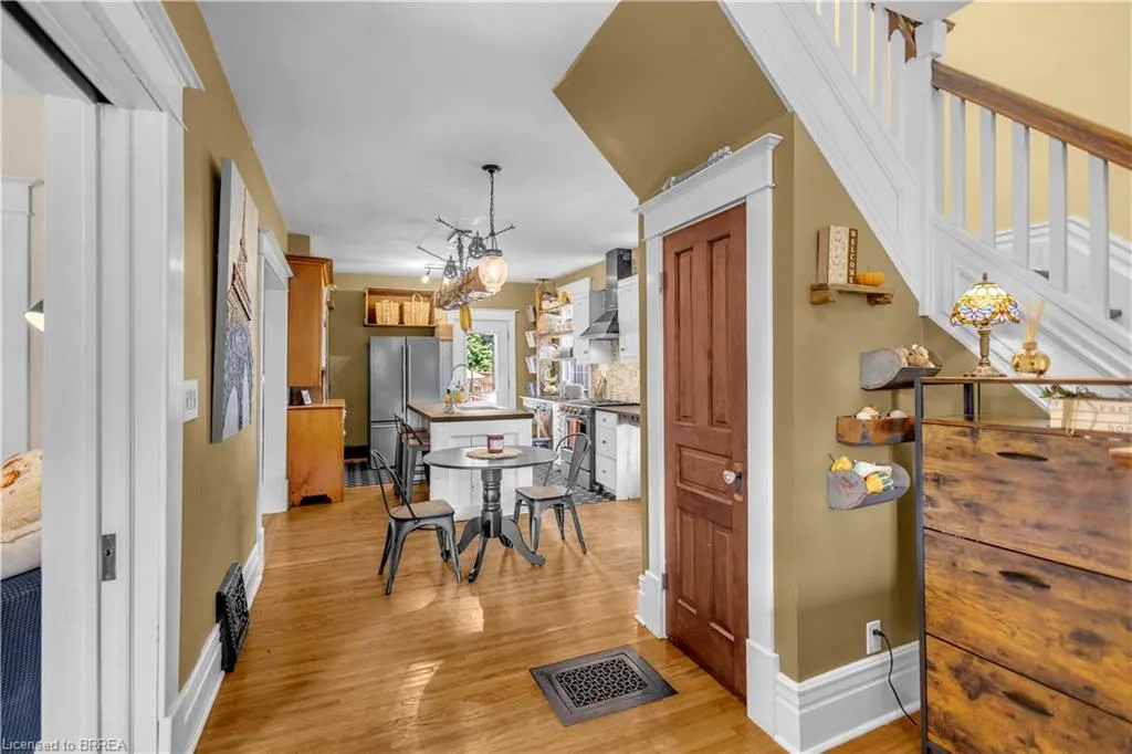 17 Alexander Avenue