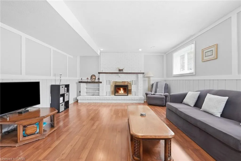 10 Audubon Street N