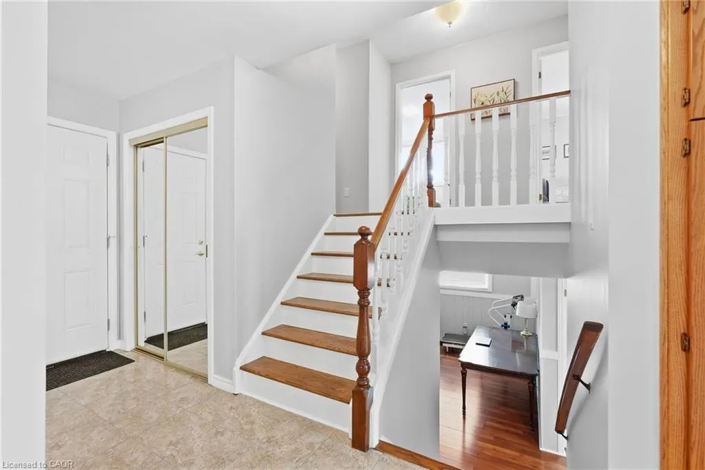 10 Audubon Street N