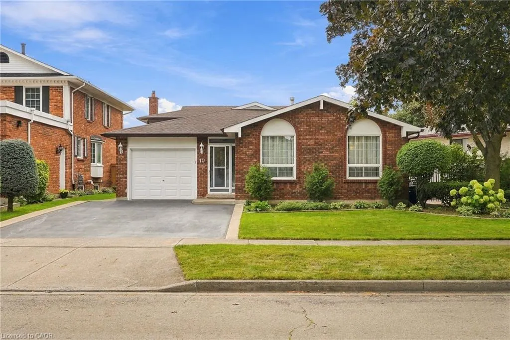 10 Audubon Street N