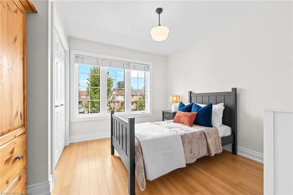 2495 Wooden Hill Circle