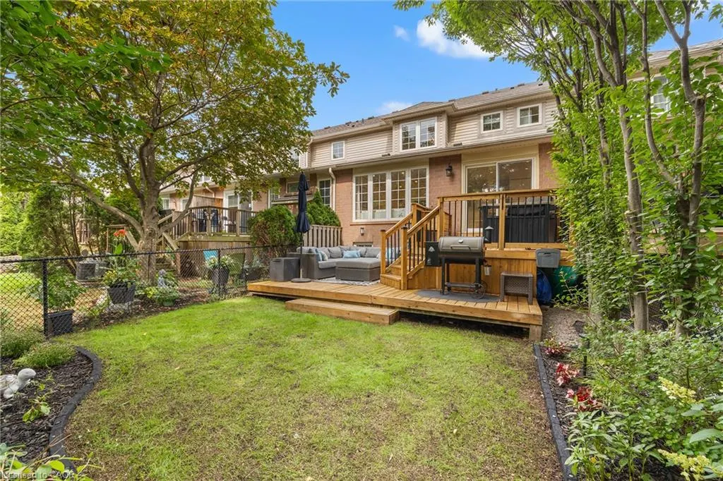 2495 Wooden Hill Circle