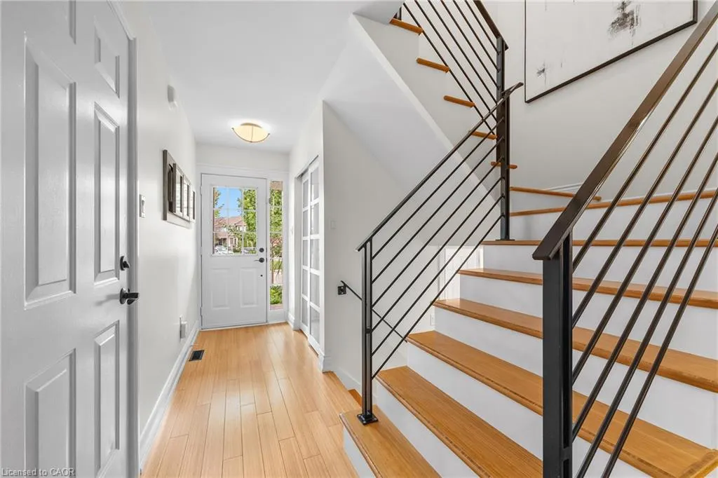 2495 Wooden Hill Circle