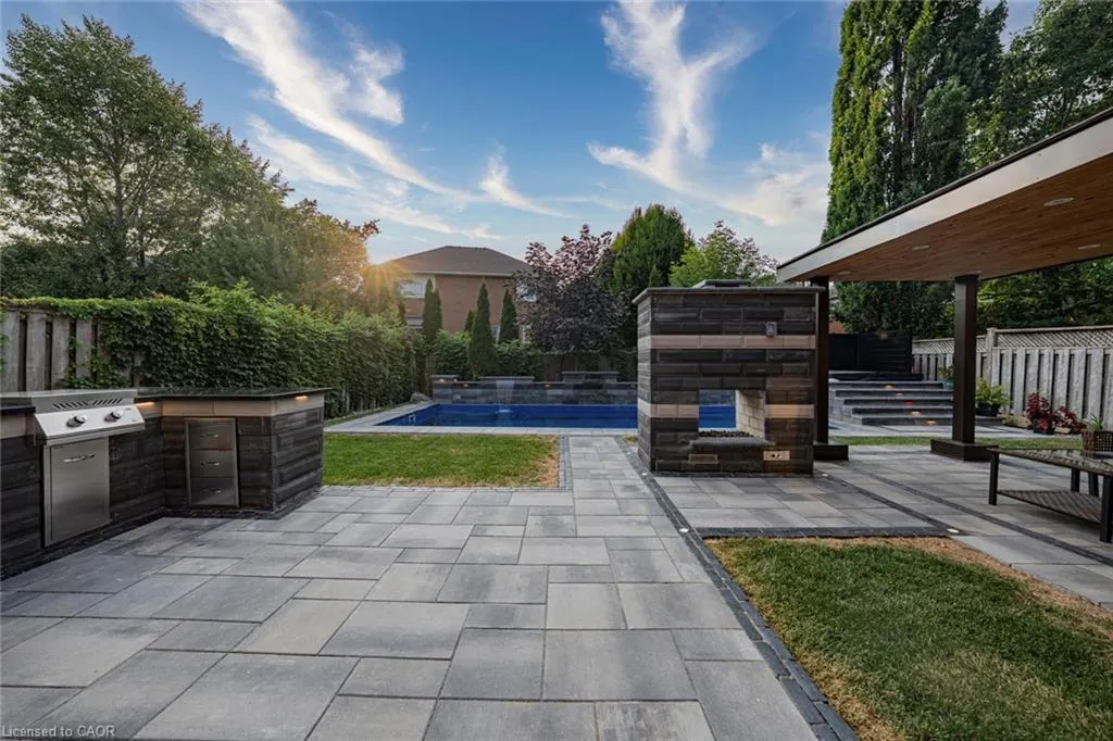 2143 Brays Lane