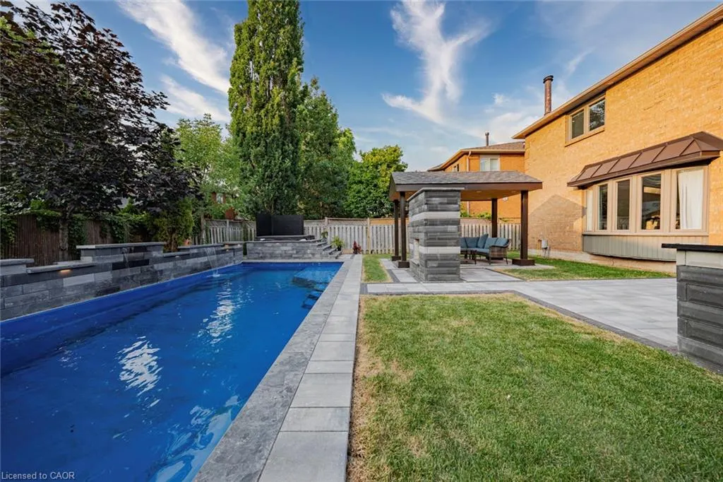 2143 Brays Lane