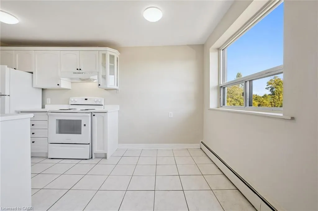 2411 New Street #405