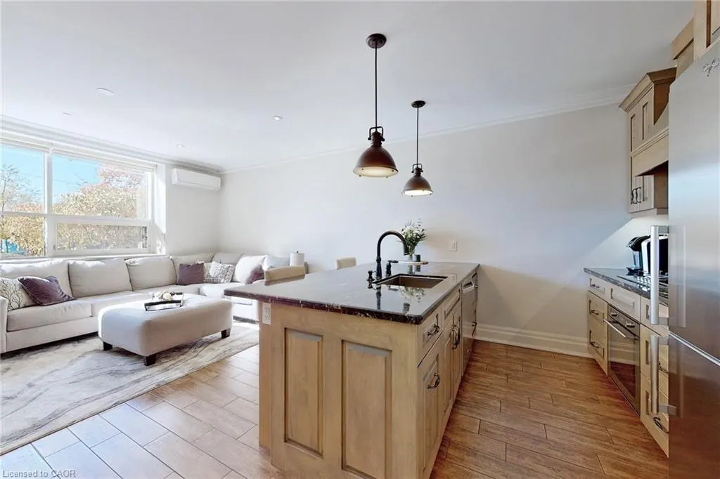 397 King Street W #108