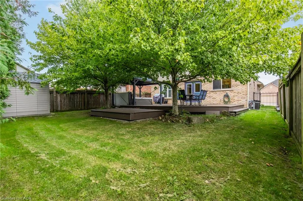 72 Etherington Crescent